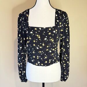 Love Tree Blouse Black & Yellow Floral Cropped Long Sleeve Women’s Sz S
